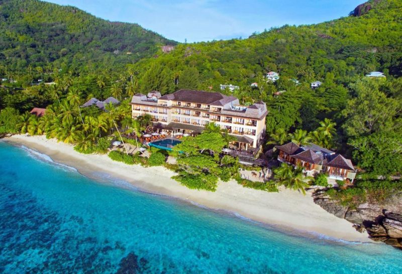 seychellen-mahe-doubletree-hilton-seychelles-aerial-2-800