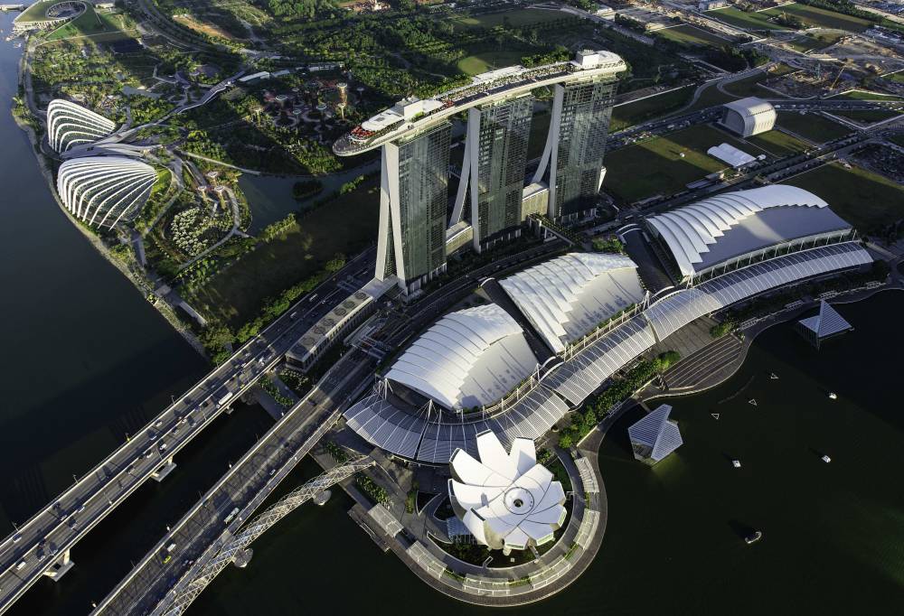 singapore-marina-bay-sands-hotel-uit-de-lucht-1000