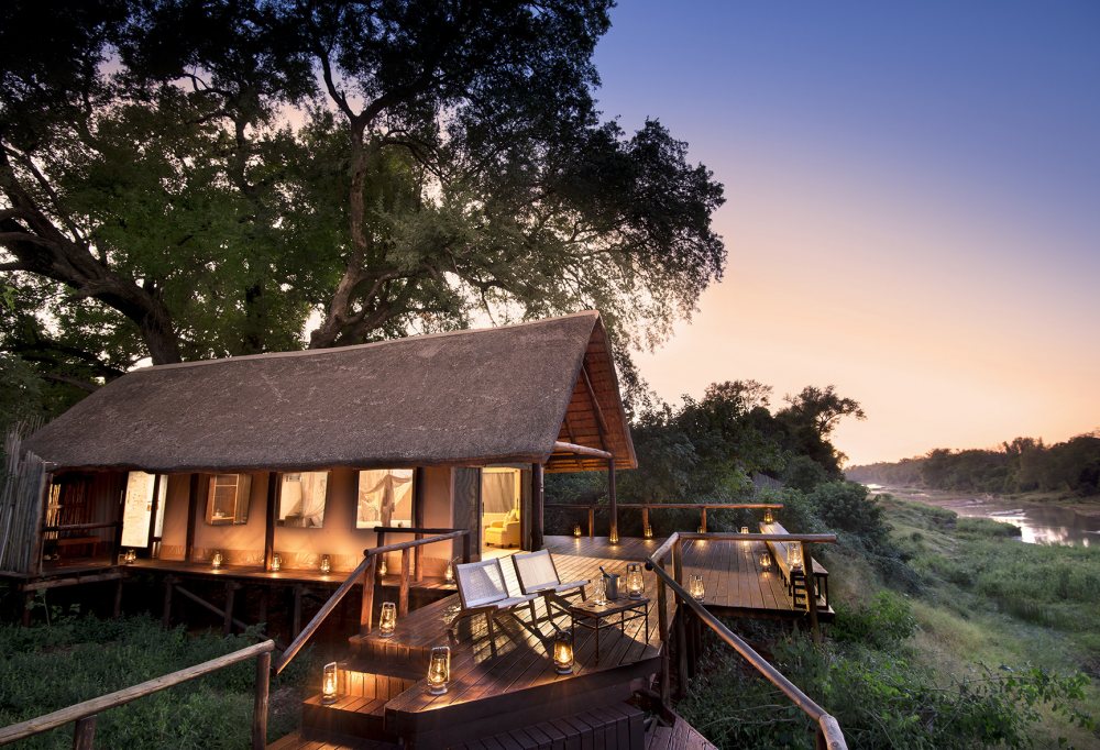 zuid-afrika-pafuri-camp-return-africa-tent-buiten-avond-2-1000
